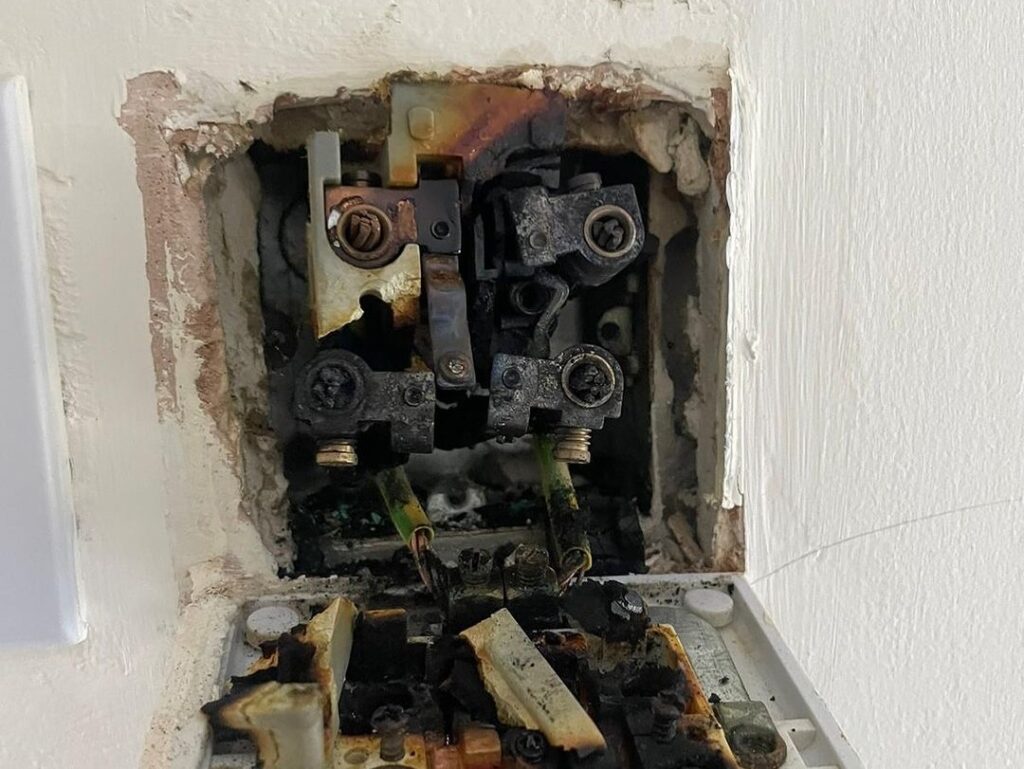 emergency electrician